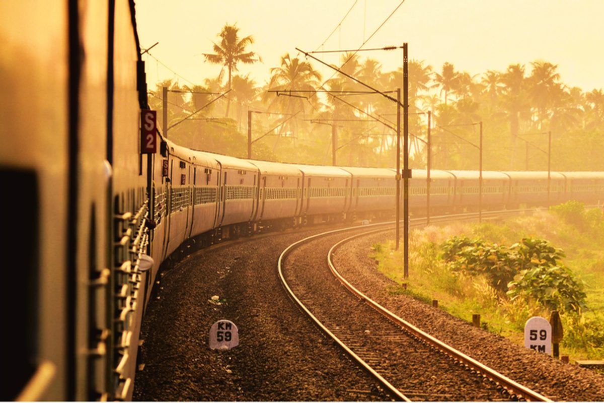 Railway tracks at sunrise, the Jagriti Yatra